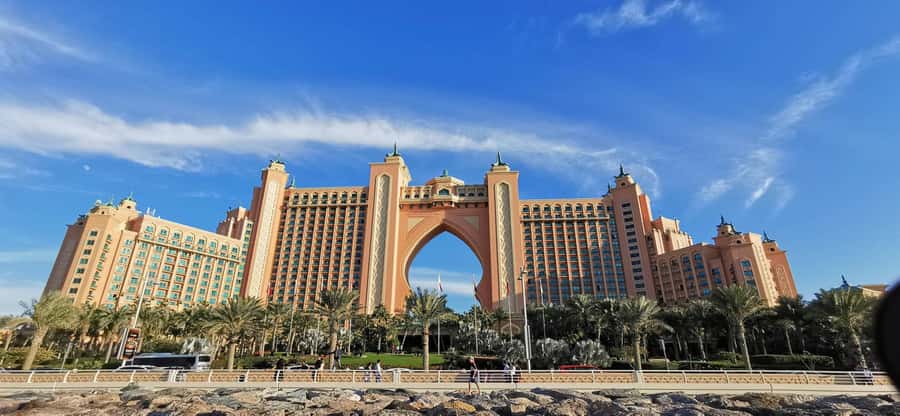 Dubai: 4-Hour Semi Private City Tour and Burj Khalifa Ticket - A four-hour introduction to Dubai’s two faces