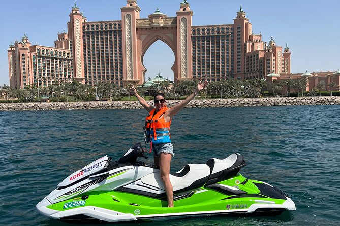 Dubai: 60Min Jet Ski To Burj Al Arab, Atlantis The Palm - Getting to the meeting point
