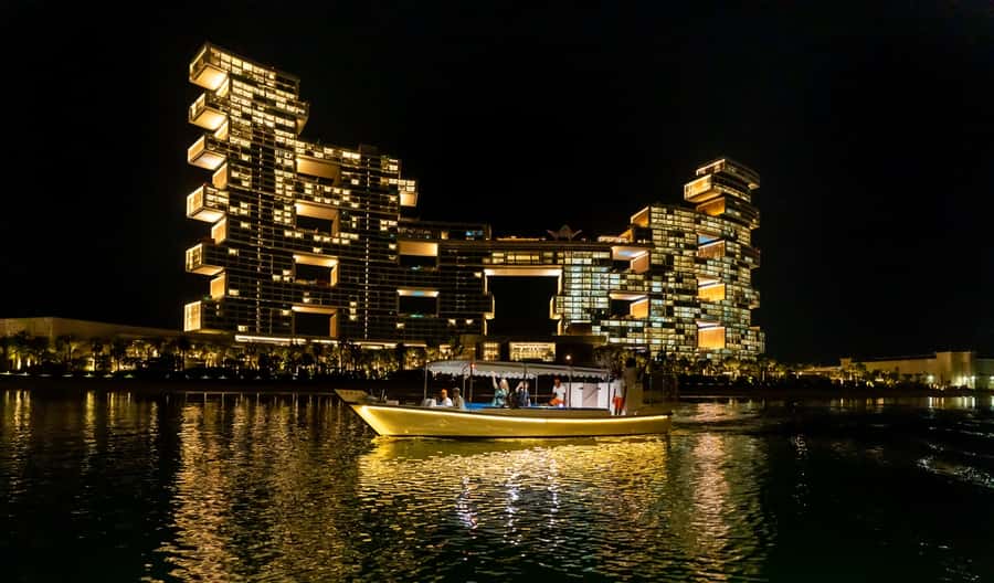 Dubai: Abra Boat Tour in Atlantis, Palm, Ain Dubai & Marina - How to choose your departure time