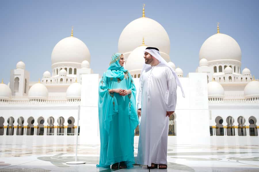 Dubai: Abu Dhabi Day-Trip Grand Mosque, Royal Palace & Lunch - Sheikh Zayed Mosque: the day’s main event