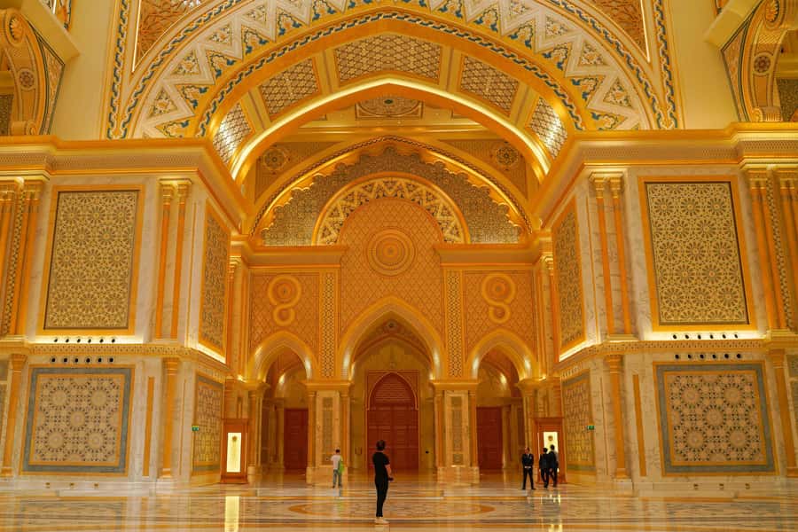 Dubai: Abu Dhabi Grand Mosque, Palace, and Heritage Village - Timing, comfort, and possible changes
