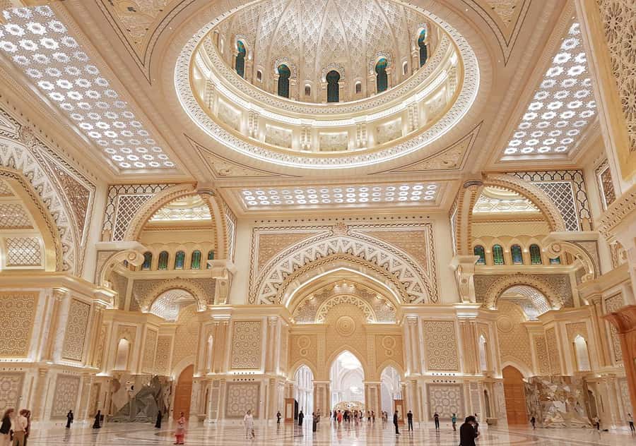 Dubai: Abu Dhabi Grand Mosque, Palace, and Heritage Village - Qasr Al Watan, the day’s grandest interior