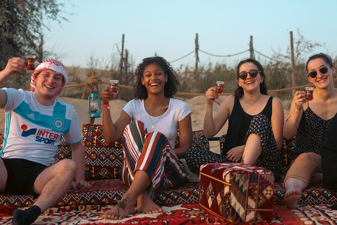 Dubai: Al Marmoom Oasis Vintage Safari: Camels, Stargazing & Meal - Guides, group size, and the human side