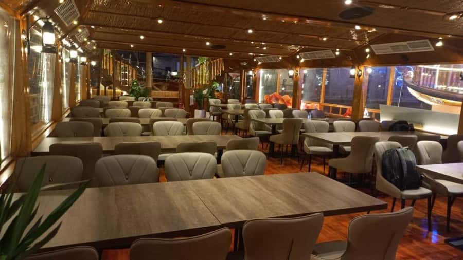 Dubai: Al Seef Largest Dhow Dinner Cruise with Live Show - Practical tips for a smoother evening