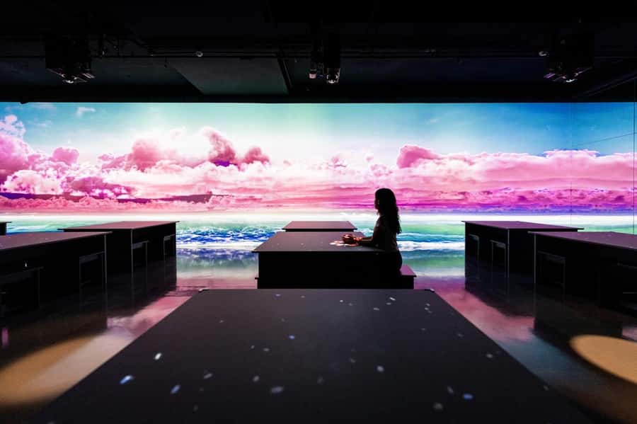 Dubai: Arte Immersive Museum Entry Ticket - Garden connects Parisian masterpieces with new technology