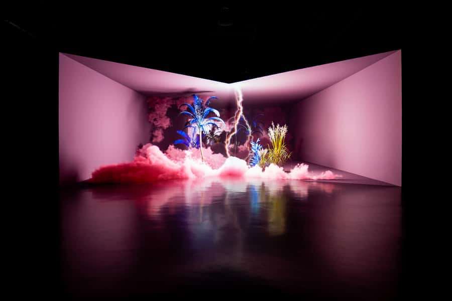 Dubai: Arte Immersive Museum Entry Ticket - Life of UAE adds local context