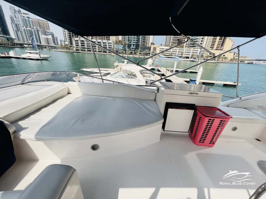Dubai: Atlantis and Burj Al Arab Cruise on Luxury Yacht - Choosing the best departure time