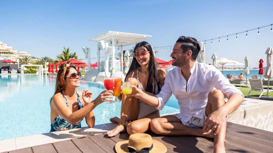 Dubai: Beach Day on the Palm with Skyline Views - Who will enjoy this Palm beach club most?