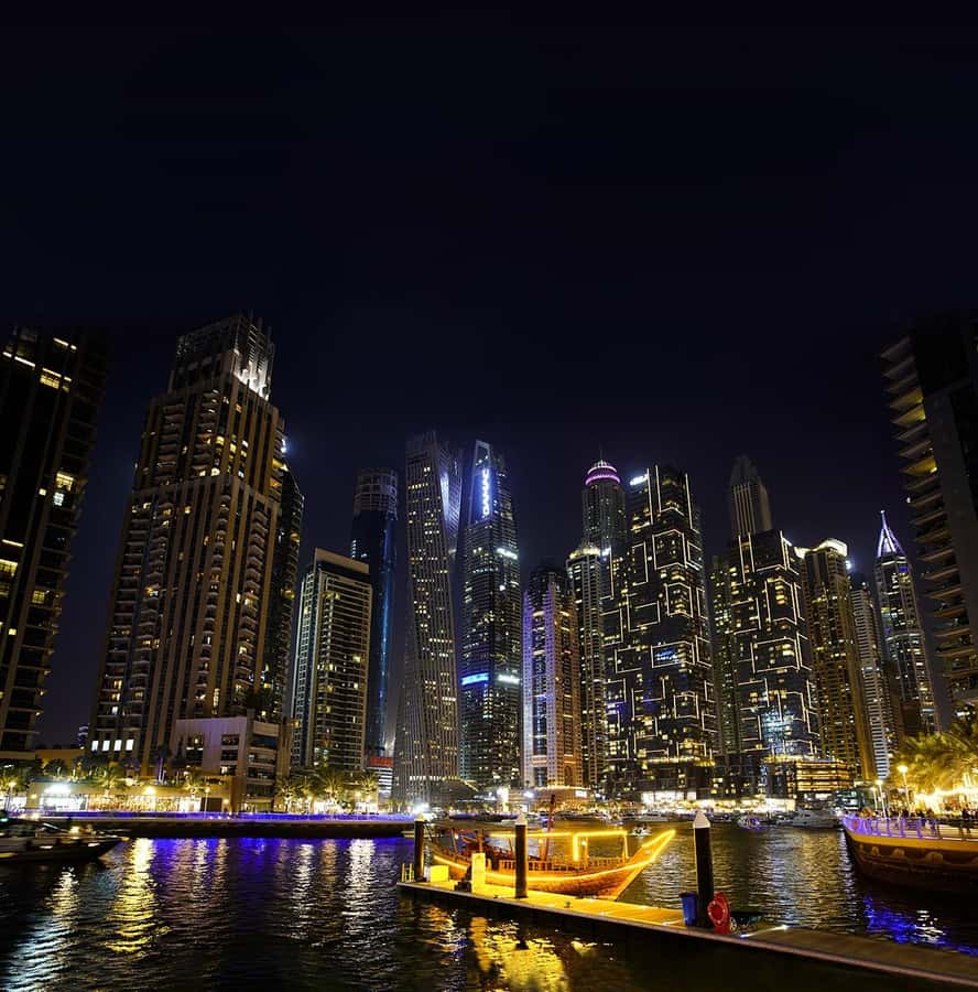 Dubai: Big Bus Panoramic Night Tour & Optional Dinner Cruise - What the Dubai by Night package adds