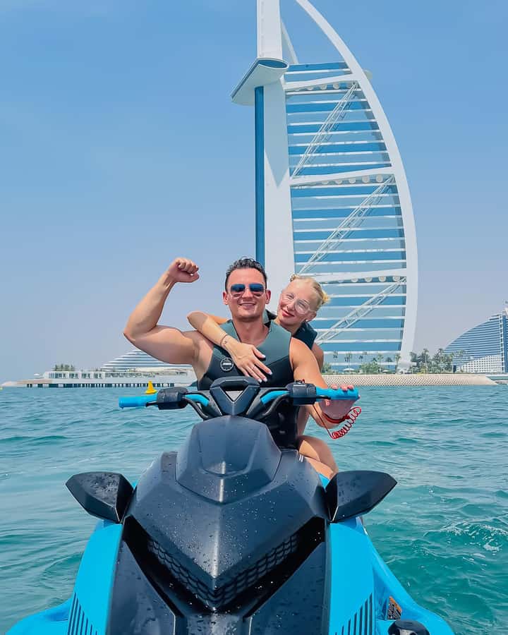Dubai: Burj Al Arab Jetski Tour - Learning to handle the jet ski