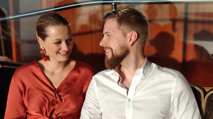 Dubai: Burj Khalifa Sunset Engagement with Porsche Pickup - Who will enjoy this most