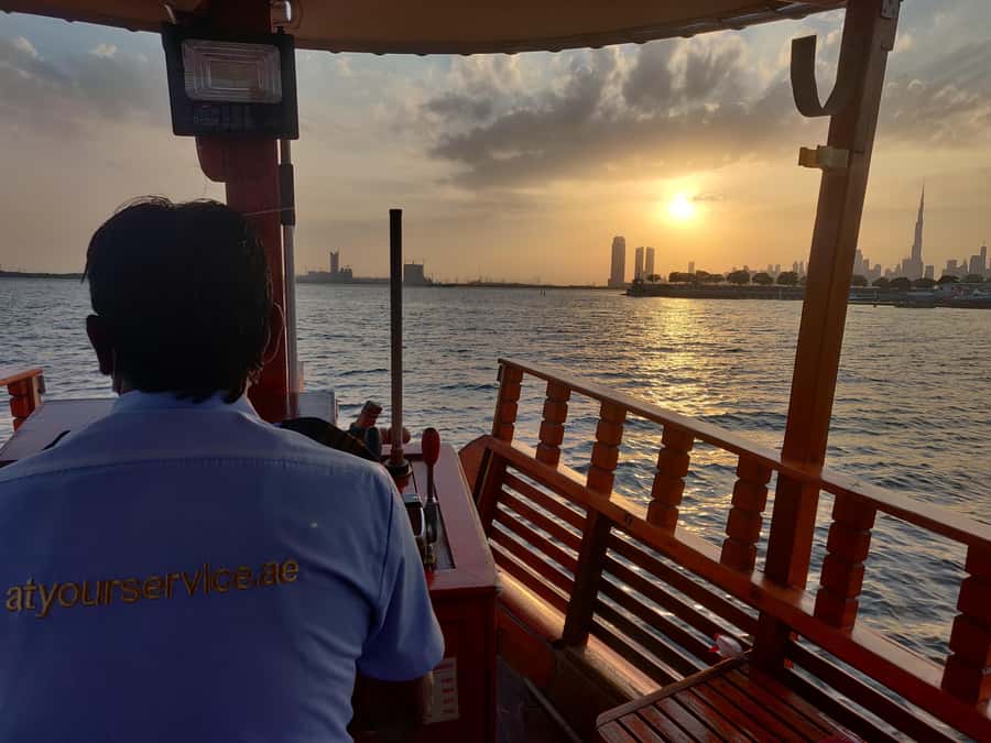 Dubai: Burj Khalifa Sunset on an Abra - Should you book the Burj Khalifa abra ride?