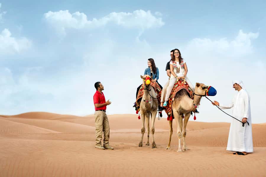Dubai: Camel Safari, Wildlife & Lakeside Breakfast - A quiet start in the Arabian Desert