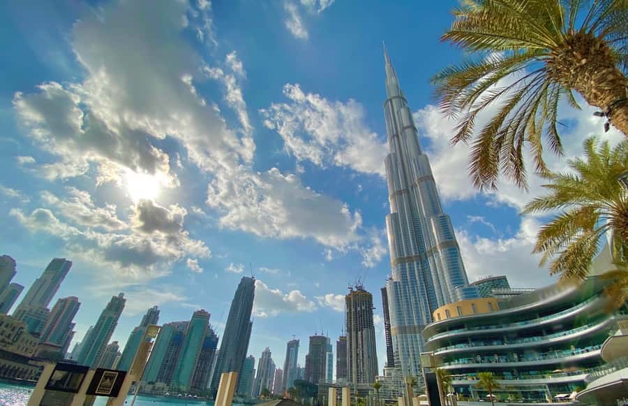 Dubai: City Highlights Tour with Blue Mosque & Street Food - Crossing Dubai Creek by abra