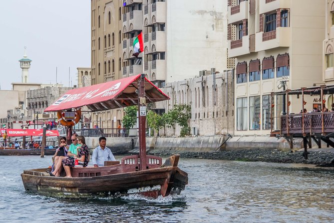 Dubai City Sightseeing Tour from Abu Dhabi - Gold Souk and the limits of organized shopping time