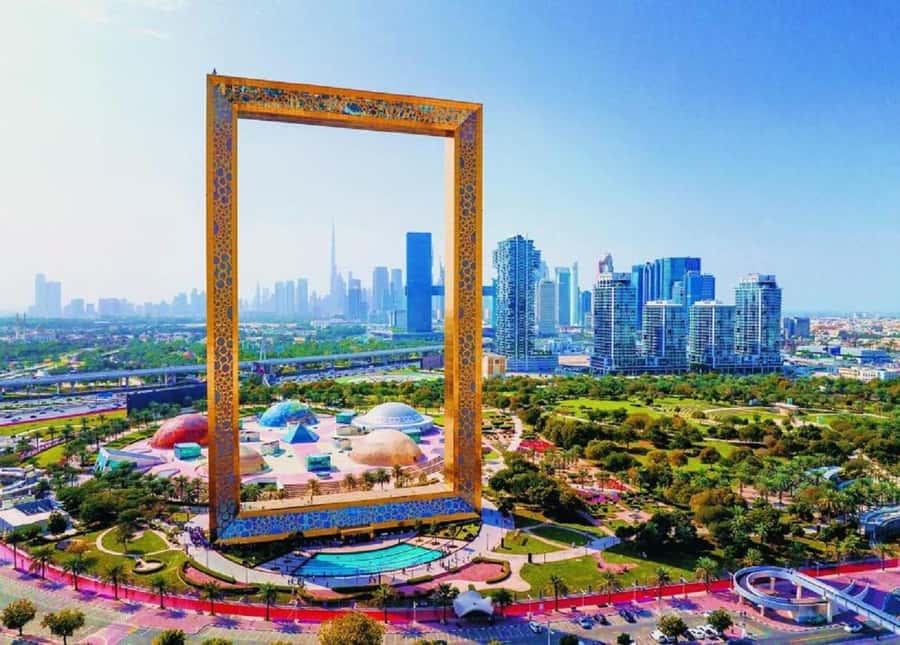 Dubai City Tour and Desert Safari Full-Day Combo - Morning in the souks and along Dubai Creek