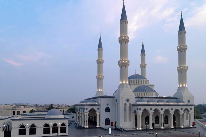 Dubai City Tour: Frame Tickets, Creek, Souks, Blue Mosque & Abra - Gold and Spice souks: shopping with a time limit