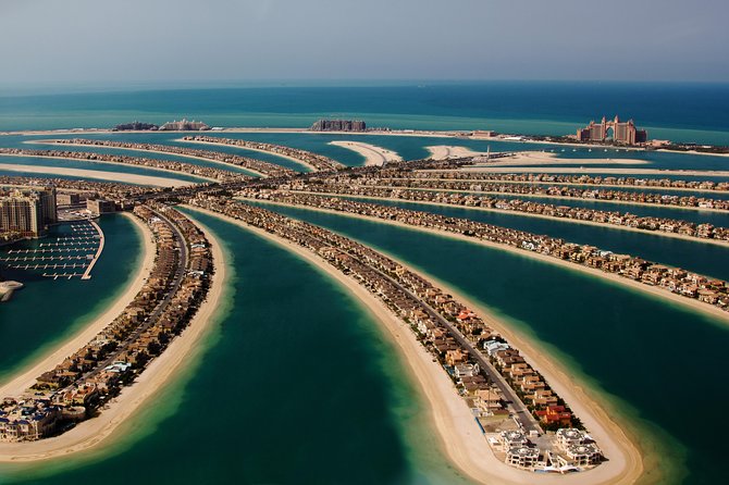 Dubai City tour from Abu Dhabi - Dubai Mall is the main long stop