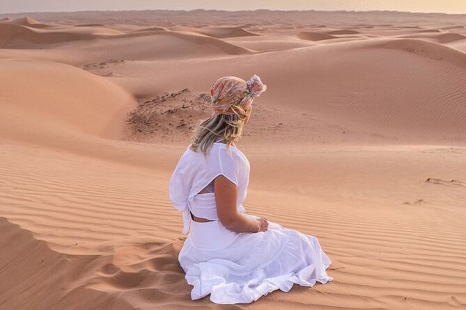 Dubai Desert Safari- Experience The Thrill in The Desert - Three shows close the evening