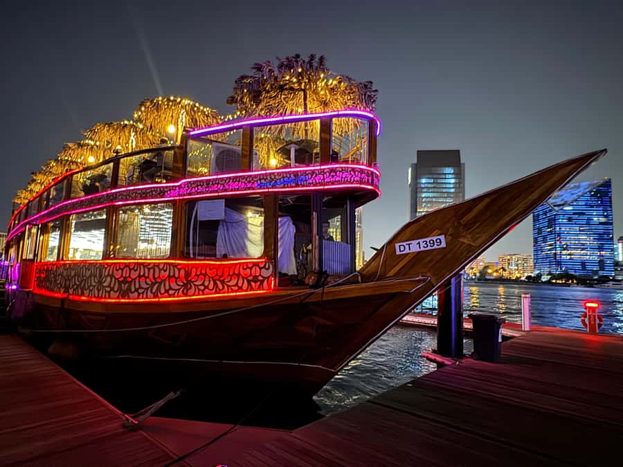 Dubai Dhow Cruise Creek,Marina Shows,Buffet & Drinks options - Al Seef and the Creek: traditional setting, softer views