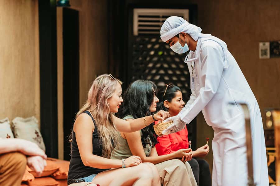 Dubai: Emirati Cultural Breakfast Experience - The conversation about Islam and daily life