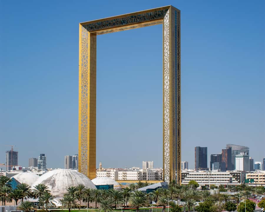 Dubai: Entry Ticket to the Dubai Frame with Deck Access - Seeing Dubai change from day to sunset