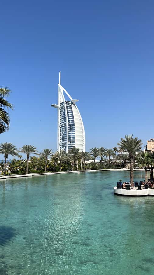 Dubai : excursion privée d’une journée en français - The Frame and the city’s changing identity