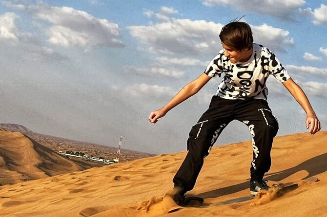 Dubai: Extreme Red Dune Buggy Desert Safari Adventure - Driving a 1000cc buggy across Dubai’s red dunes