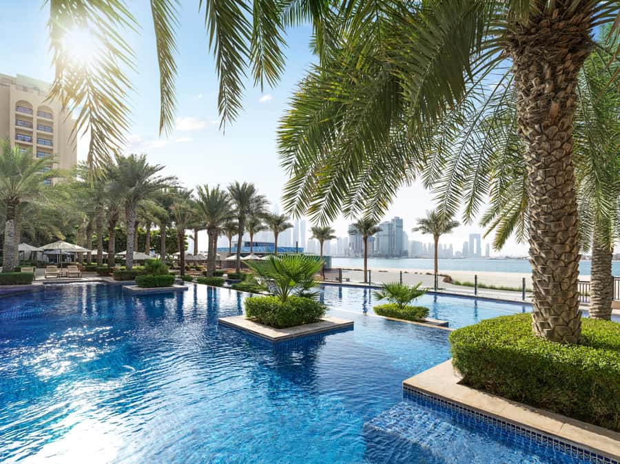 Dubai: Fairmont the Palm Pool and Beach Access - Who will get the most from this pass?