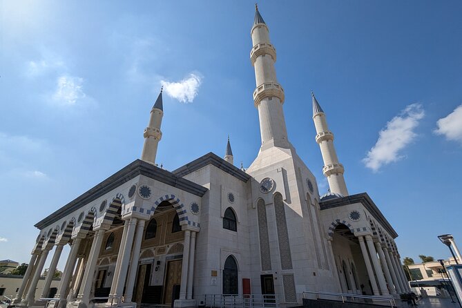 Dubai: Frame Tickets, Creek, Souks & Blue Mosque Guided Tour - Gold Souk and Spice Souk in Old Dubai