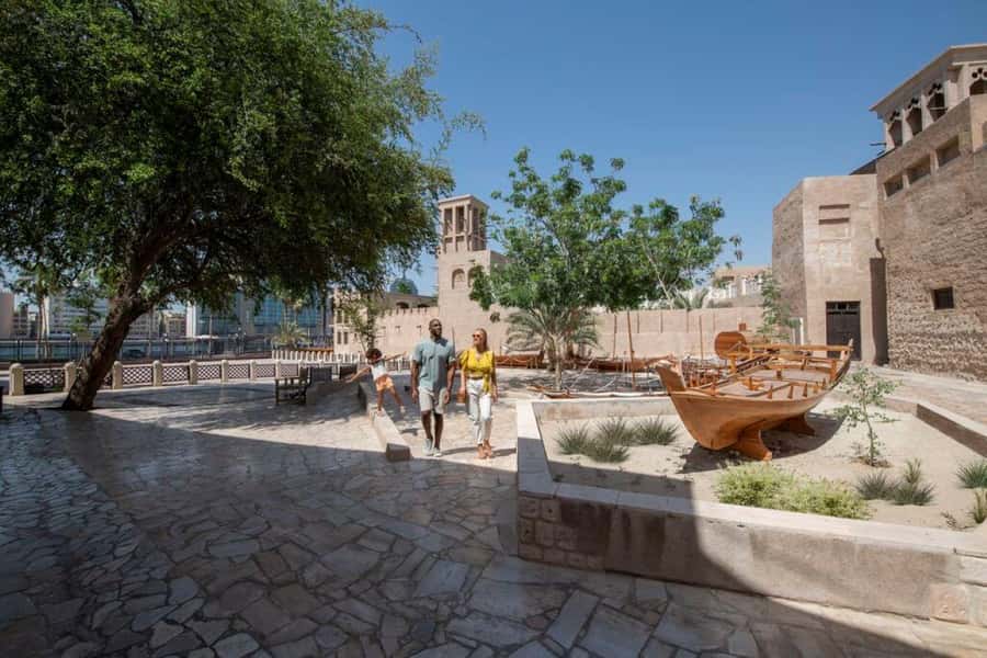 Dubai Full-Day Tour: Mosque, Souks, Burj Khalifa photo stop - Should you book it?