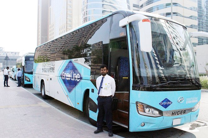 Dubai Full Day Tour with Entry Ticket to Burj Khalifa at the Top - A fast introduction to Dubai’s two different faces