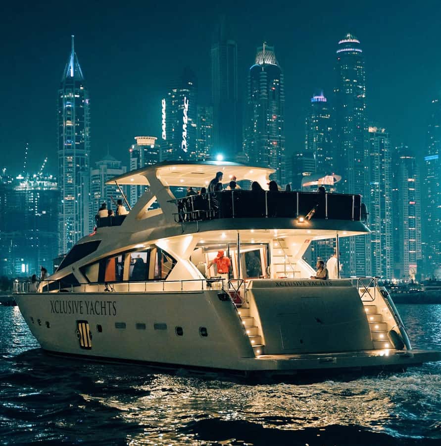 Dubai Harbor: Luxury Yacht Tour with BBQ Options - Key things to know before you book
