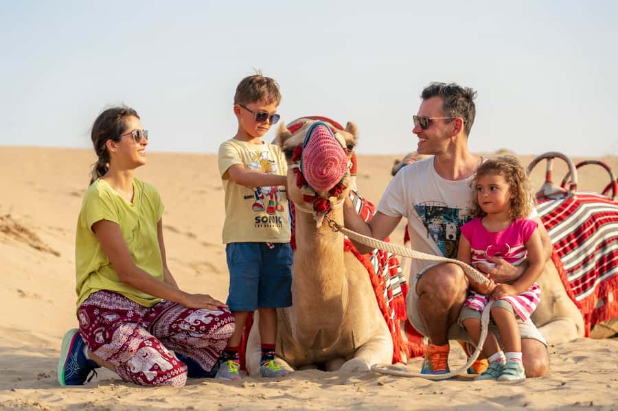 Dubai: Heritage Safari, Camel Ride & Al Marmoom Oasis Dinner - Meeting camels the traditional way