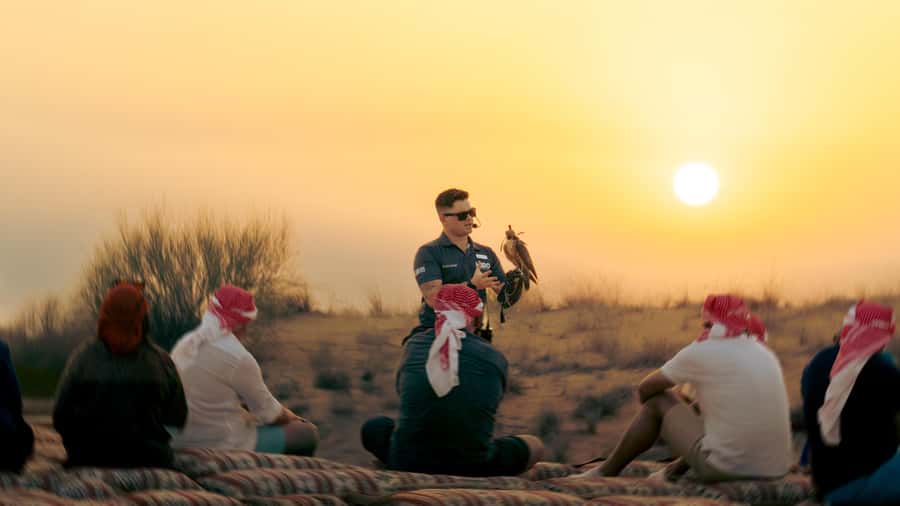 Dubai: Heritage Safari in Vintage Land Rover with Dinner - Key points to know before booking