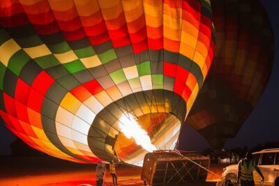 Dubai Hot Air Balloon Ride with Breakfast, Falconry & Camel Ride