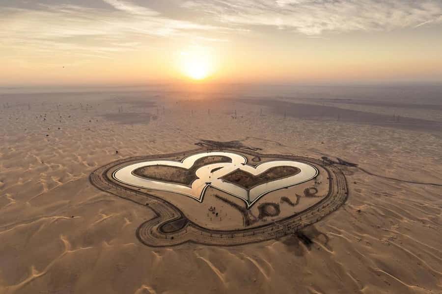 Dubai: Hot Air Balloon with Camel, ATV, & Horse Ride Options - Watching the balloon inflate