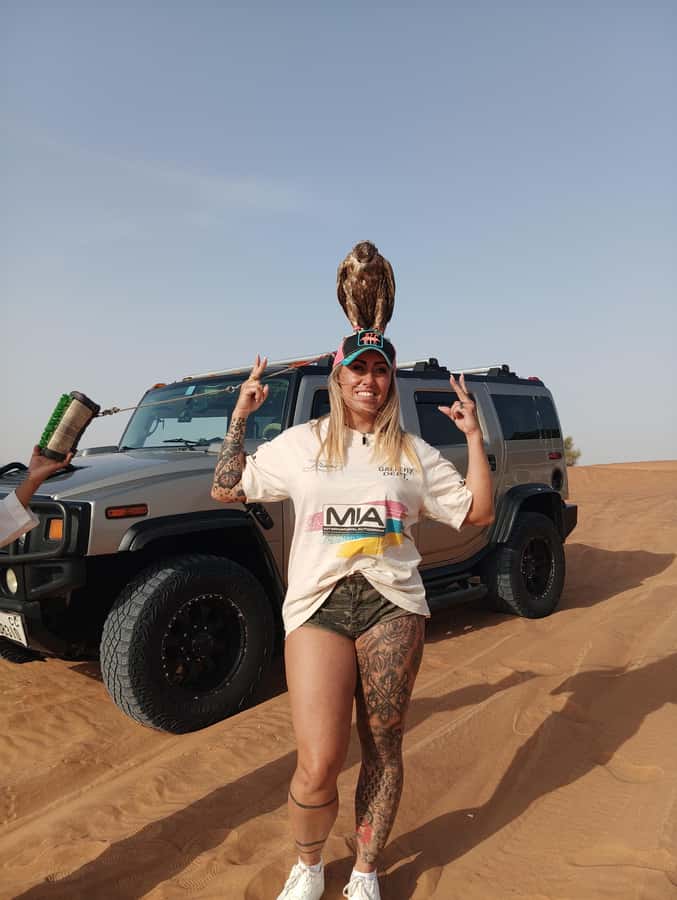 Dubai Hummer Safari Adventure & Traditional Dress Photoshoot - Sunset photos and the desert picture stop