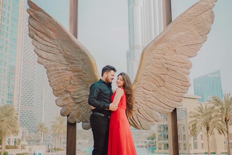 Dubai: Iconic Burj Khalifa Pre-Wedding Photoshoot - Key points at a glance