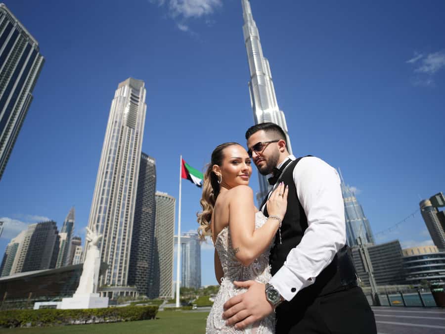 Dubai: Iconic Burj Khalifa Pre-Wedding Photoshoot - A romantic shoot built around Dubai’s most famous tower