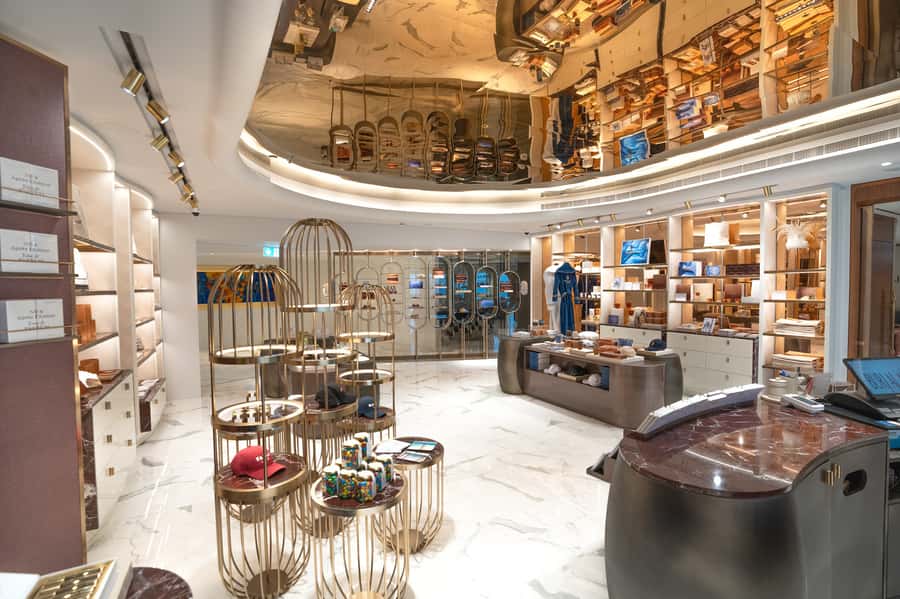 Dubai: Inside Burj Al Arab Guided Tour with Optional Extras - Is $67 good value?