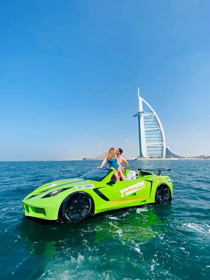 Dubai: Jet Car to Burj Al Arab with Breakfast and Soft drink - Who should book this experience?
