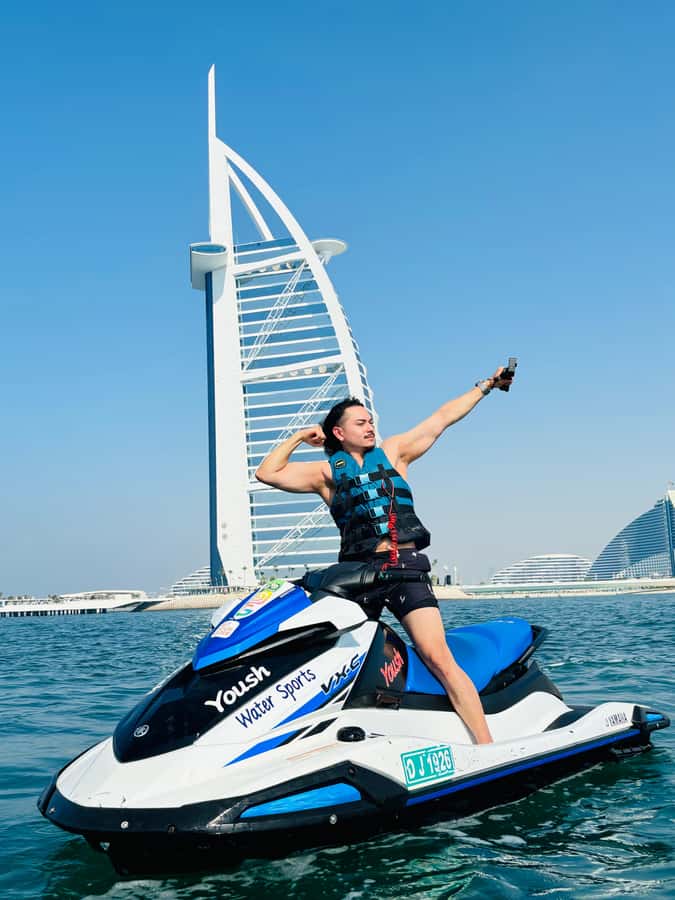 Dubai: Jet Ski Tour of Burj Al Arab with Photos - Who will enjoy this most