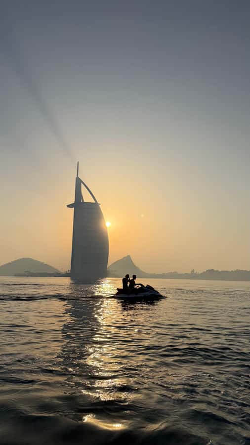 Dubai jet ski: visit the Burj al Arab and Atlantis with photos and videos - Key points at a glance