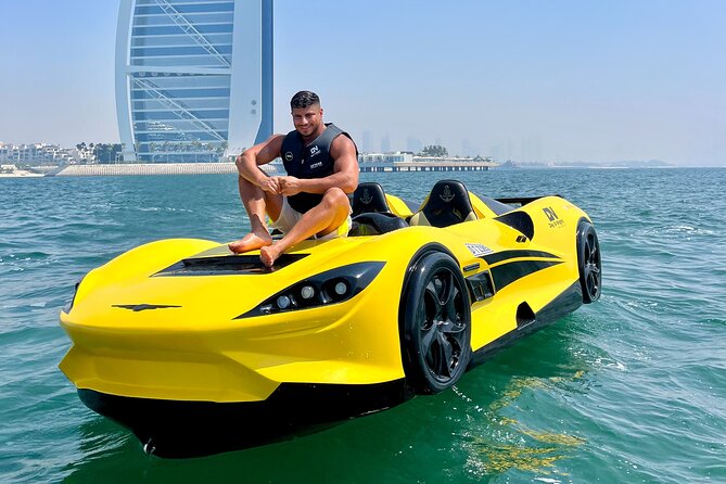 Dubai Jetcar Ride 30 Min + Burj Al Arab View + Free Snacks - The safety briefing and first minutes on the water