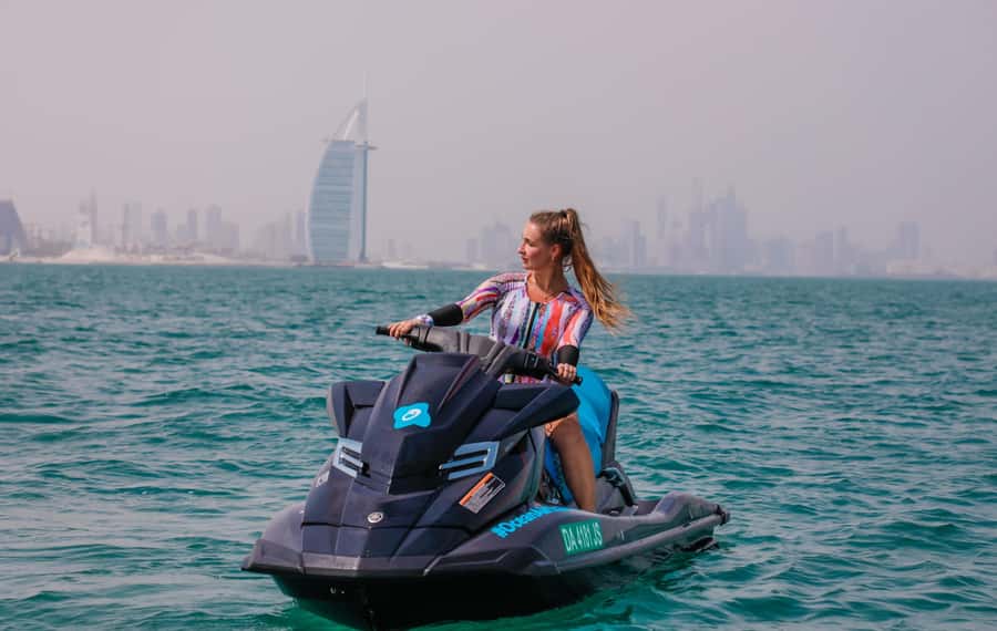 Dubai: Jetski, Burj Khalifa, Burj Al Arab, Juice, & Photos - Who should book this ride?