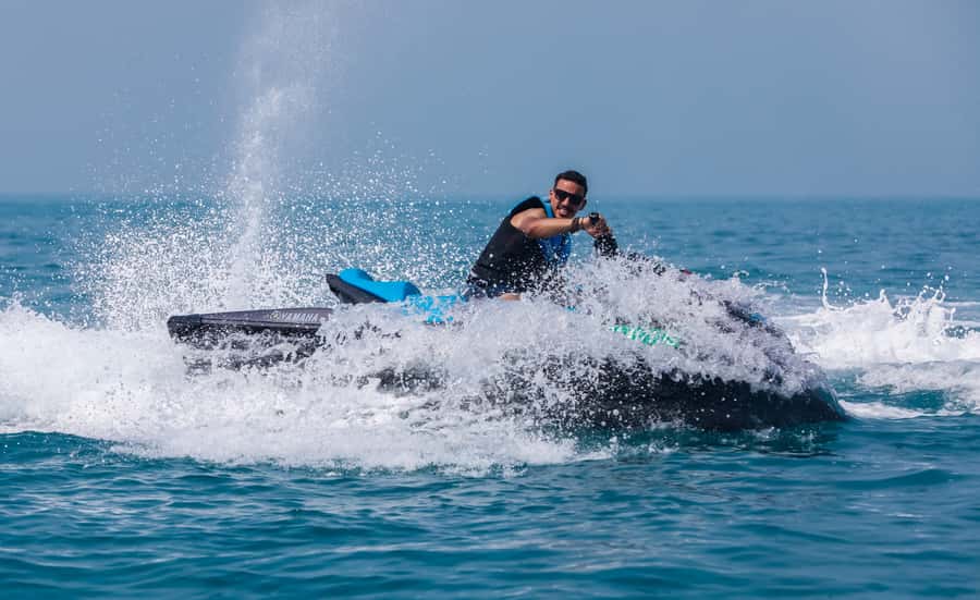 Dubai: Jetski, Burj Khalifa, Burj Al Arab, Juice, & Photos - Speed, space, and how much freedom you get