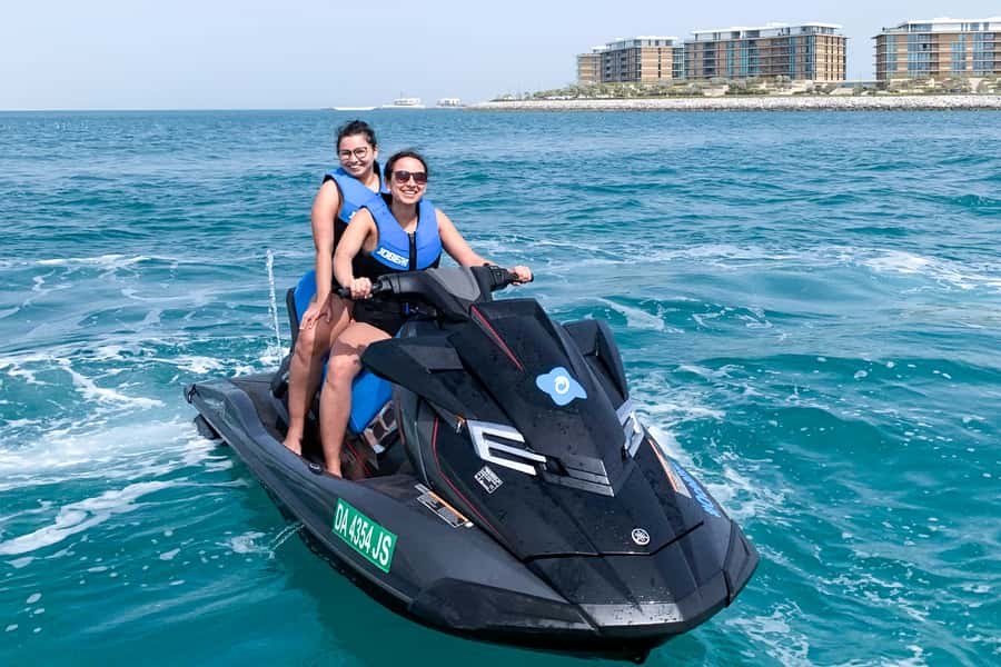 Dubai: Jetski Ride up to 2 People with Photos & Refreshments - Who will enjoy this ride most