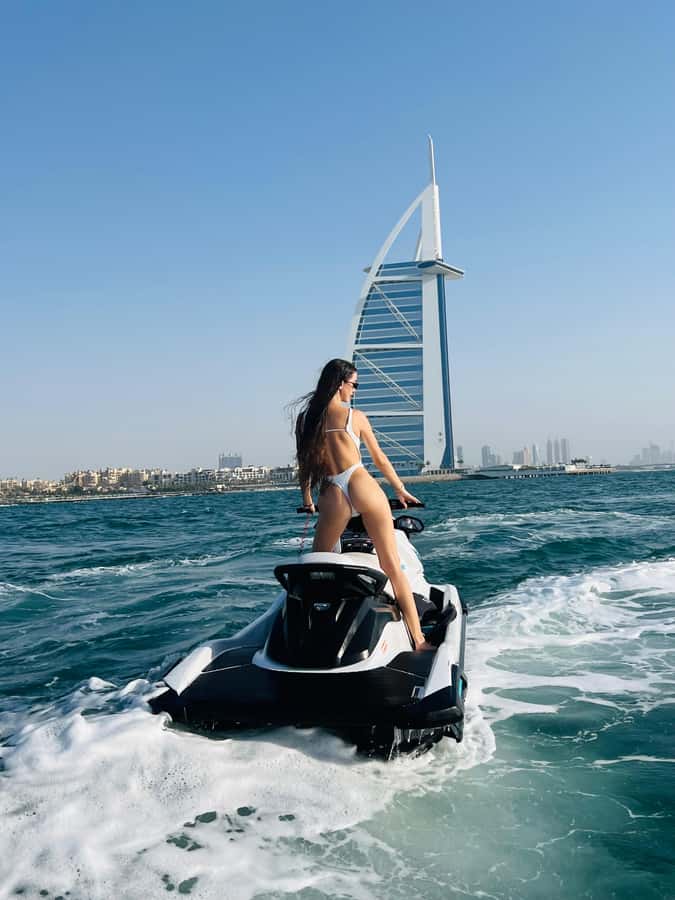 Dubai: Jetski to Burj Arab-Atlantis w Pic, Video & Icecream - Finishing at Lumiere Café