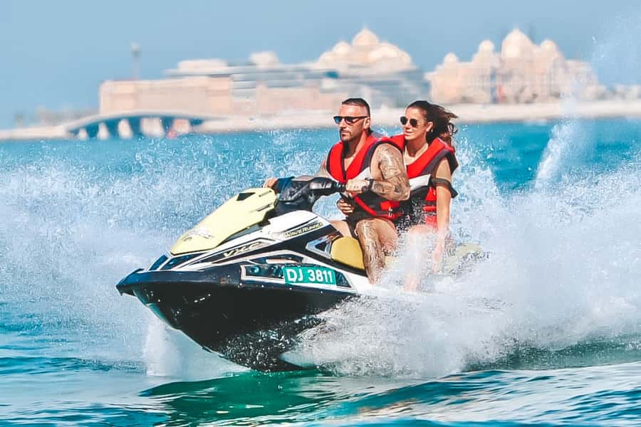 Dubai: Jumeirah Beach Jet Ski Rental for up to 2 People - Starting opposite Starbucks at Jumeirah Beach Residence